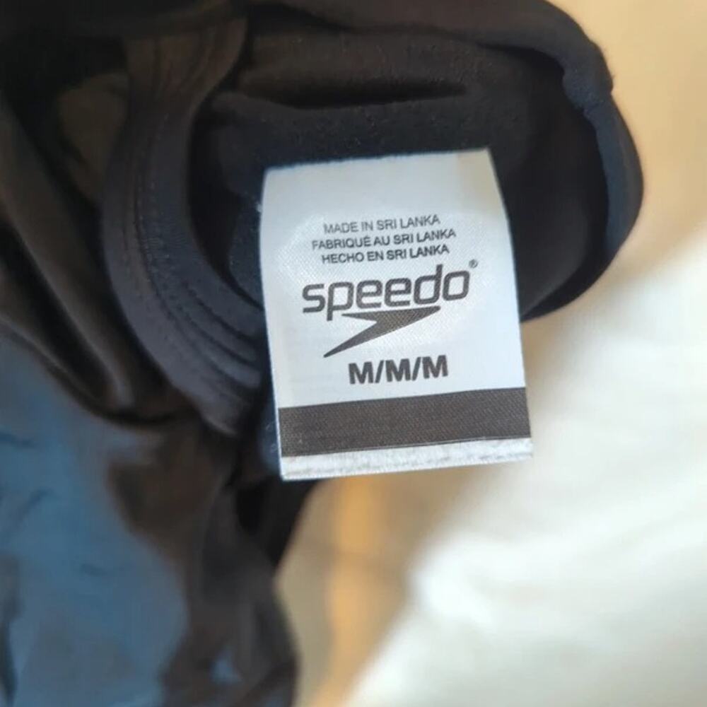 Speedo Women's One-Piece Swimsuit – Athletic Swimwear - Picture 3 of 3